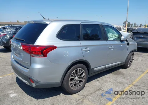 2016 Mitsubishi Outlander Se/Sel из США, поврежденный, VIN JA4AD3A30GZ002902